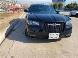 کرایسلەر 300